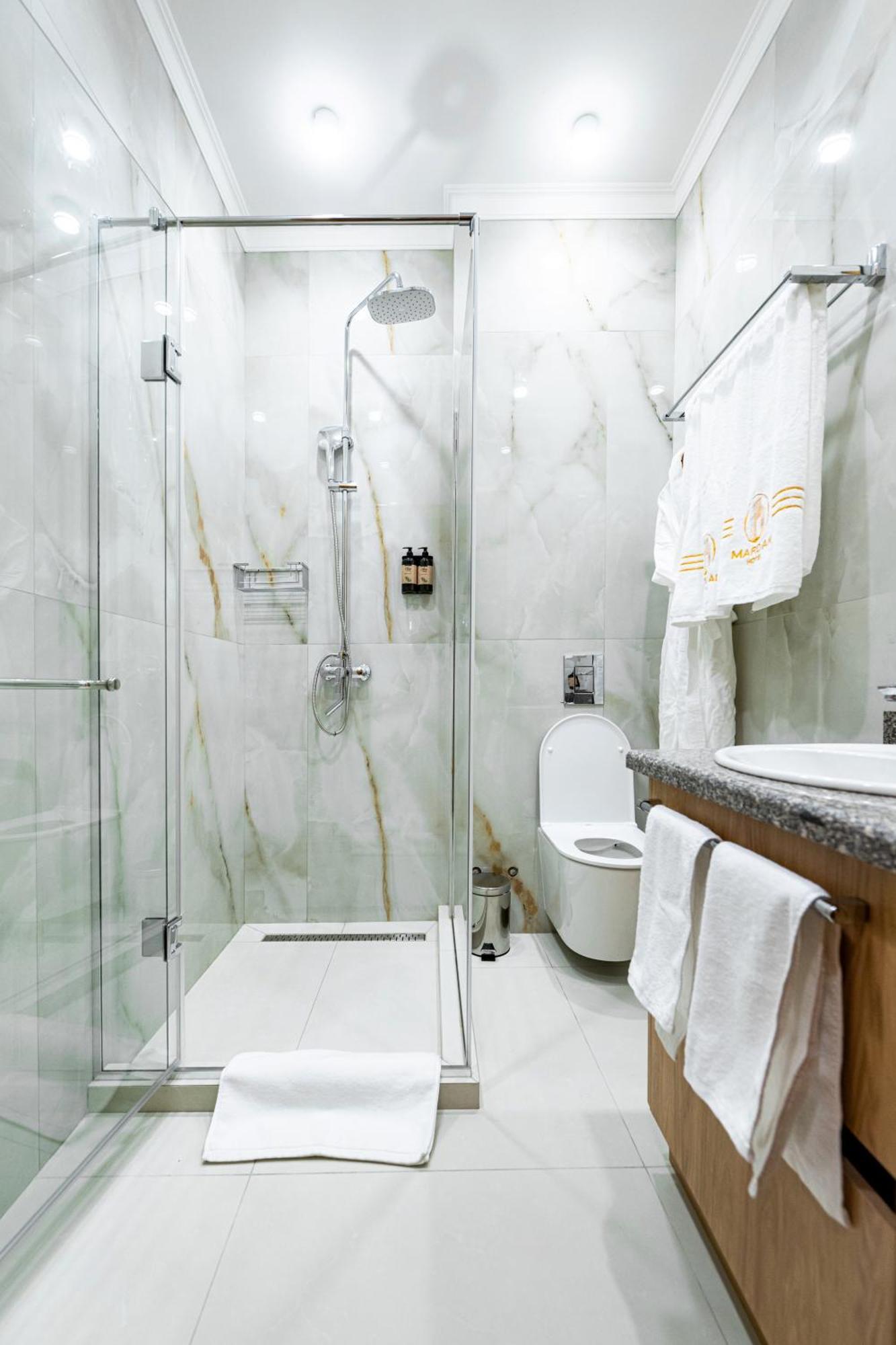 Mardan Hotel Шымкент Экстерьер фото